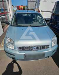 2003 Ford FUSION
