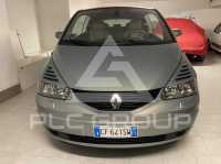 2003 Renault 