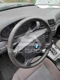 2004 BMW 330