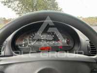 2004 BMW 330