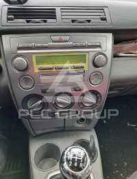 2004 Mazda 2