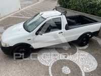 2004 Fiat Strada