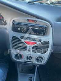 2004 Fiat Strada