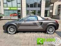 2004 Toyota MR2
