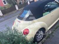 2004 Volkswagen BEETLE