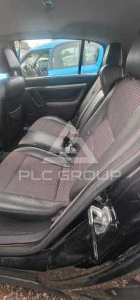 2004 Opel Signum