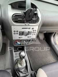 2004 Opel Corsa