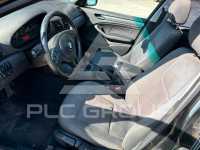2005 BMW 330