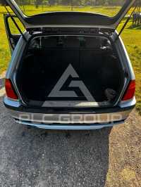 2005 BMW 330