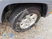 2005 Jeep CHEROKEE