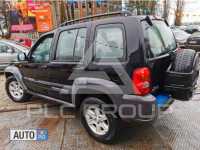 2005 Jeep CHEROKEE