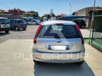 2005 Ford FIESTA