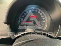 2006 Volkswagen BEETLE