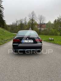 2009 BMW 330