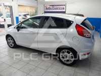 2010 Ford FIESTA