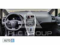 2011 Toyota AURIS