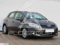 2011 Toyota AURIS