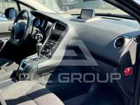 2013 Peugeot 5008