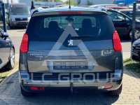 2013 Peugeot 5008