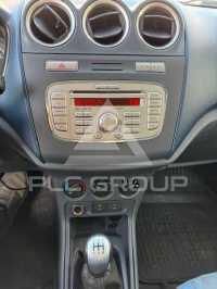 2013 Ford Tourneo
