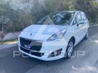 2014 Peugeot 5008