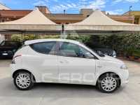 2015 Lancia YPSILON