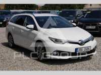 2015 Toyota AURIS
