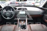 2016 Jaguar XE