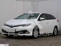2016 Toyota AURIS