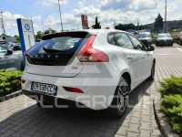 2017 Volvo V40