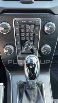 2017 Volvo V40