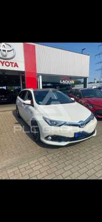 2017 Toyota AURIS