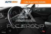 2017 KIA Carens