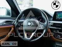 2019 BMW 523