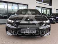2024 BMW 523