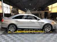 2013 Ford TAURUS
