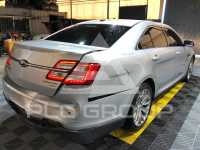 2013 Ford TAURUS