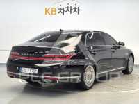 2021 Genesis G90