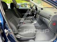 2004 Toyota Avensis