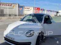 2012 Volkswagen BEETLE