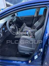 2016 Toyota AURIS