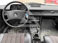 1974 Mercedes Benz 230
