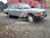 1978 Mercedes Benz 230