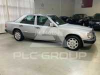 1993 Mercedes Benz 220