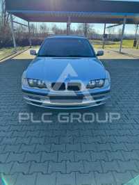 2000 BMW 320