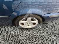 2004 BMW 320