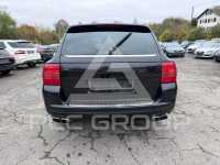 2004 Porsche Cayenne
