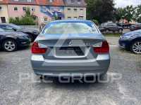 2005 BMW 320