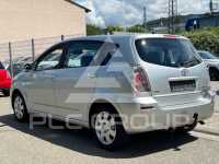 2005 Toyota VERSO