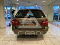 2010 Mercedes Benz E 220